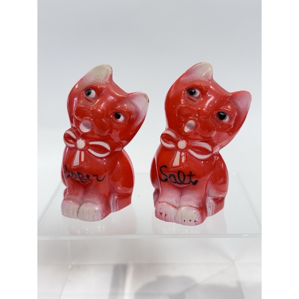 Vintage MCM Red Plastic Cat Kitten‎ Salt Pepper Shakers Japan Kitsch W Stoppers